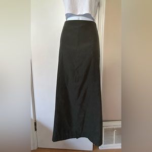 Long Forest Green Maxi-Skirt